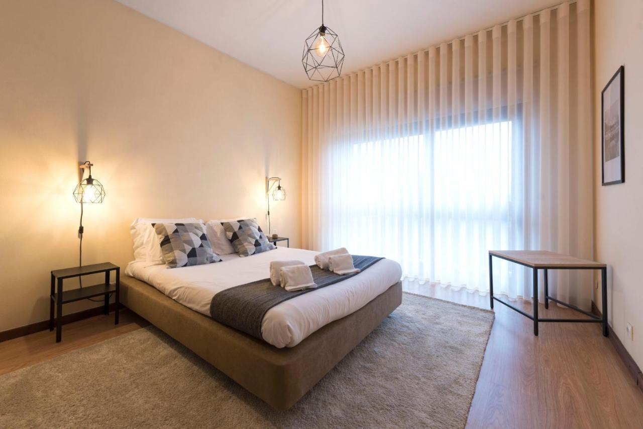 Lovelystay - Serralves Apartment With Free Parking Porto Bagian luar foto