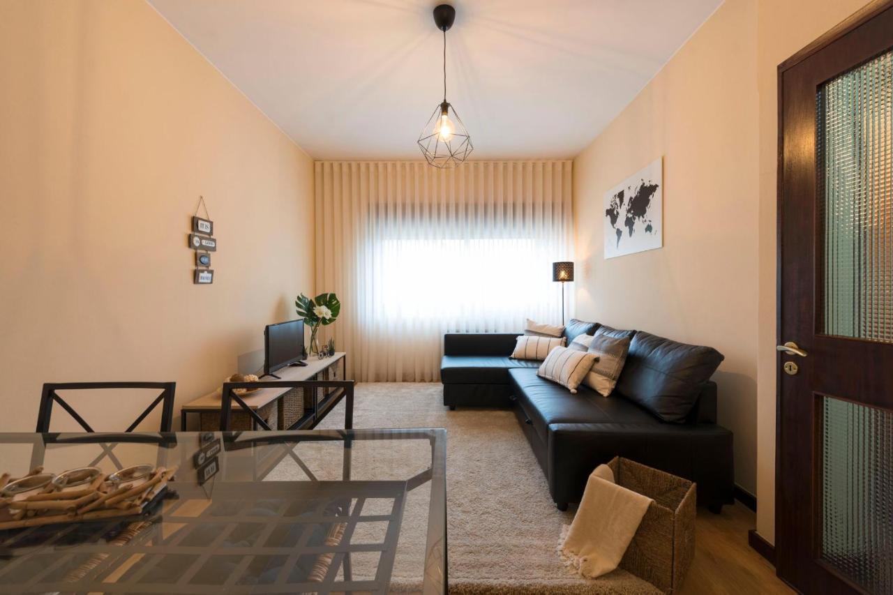 Lovelystay - Serralves Apartment With Free Parking Porto Bagian luar foto